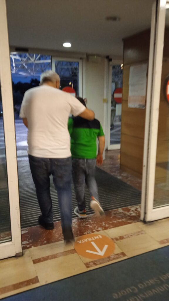 ROCCARAINOLA. Sindaco dal cuore doro. Accompagna mamma e figlio, non automuniti, a Roma per una visita specialistica