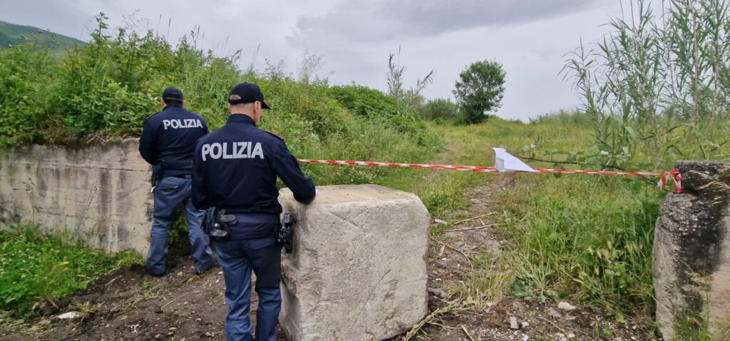 LAURO (AV). Sequestrata area comunale di  circa 4000 mq, denunciato 68enne.