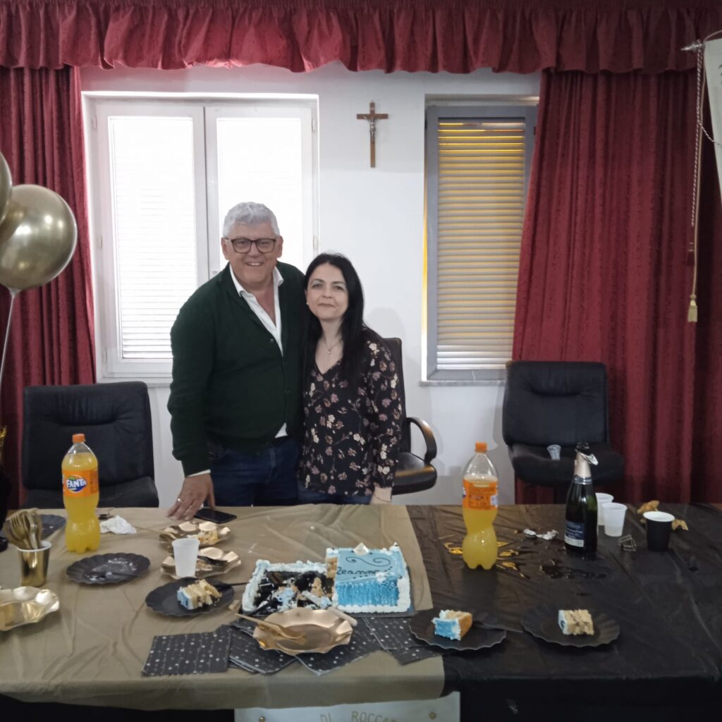 ROCCARAINOLA. Il sindaco Peppe Russo festeggia il compleanno, festa in comune