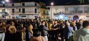 MUGNANO DEL CARDINALE. Nuova Alleanza Popolare tiene il comizio in piazza Padre Pio. Foto e Video