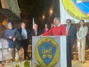 MUGNANO DEL CARDINALE. Nuova Alleanza Popolare tiene il comizio in piazza Padre Pio. Foto e Video