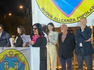 MUGNANO DEL CARDINALE. Nuova Alleanza Popolare tiene il comizio in piazza Padre Pio. Foto e Video