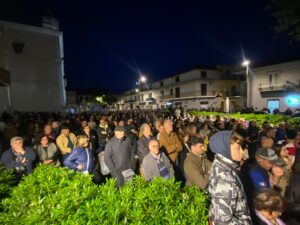 MUGNANO DEL CARDINALE. Nuova Alleanza Popolare tiene il comizio in piazza Padre Pio. Foto e Video