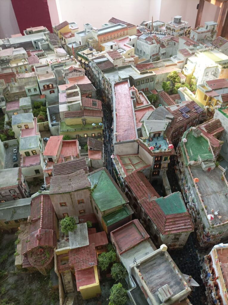 NOLA. Mostra dei Gigli in miniatura presso il Museo archeologico NOLA. Mostra dei Gigli in miniatura presso il Museo archeologico