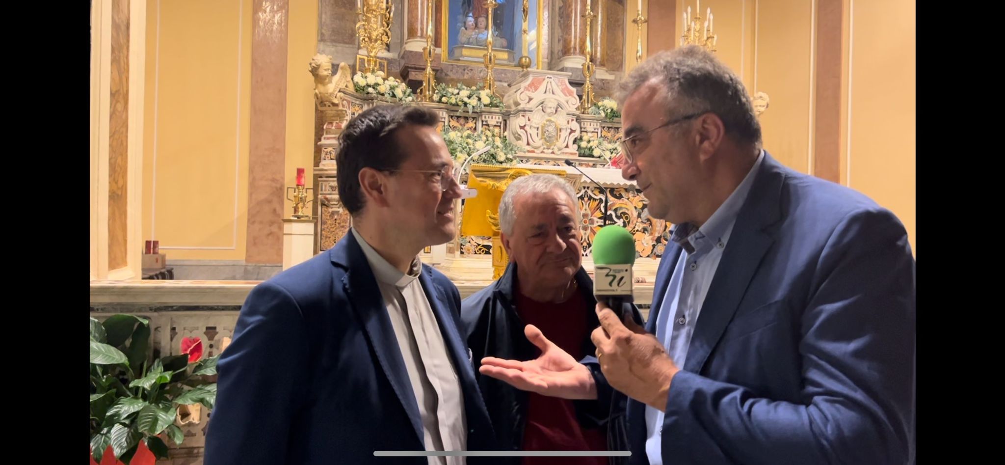 MUGNANO DEL CARDINALE (AV). La Festa di SantAntonio da Padova, intervista al parroco Autorino e a Ciro Giustiniani. VIDEO MUGNANO DEL CARDINALE (AV). La Festa di SantAntonio da Padova, intervista al parroco Autorino e a Ciro Giustiniani. VIDEO