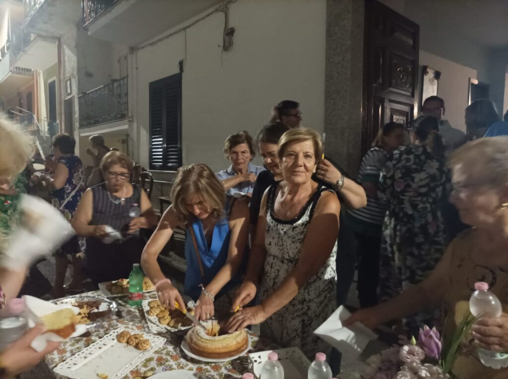 Mugnano   Statio Eucaristica nel rione Mastrangelo