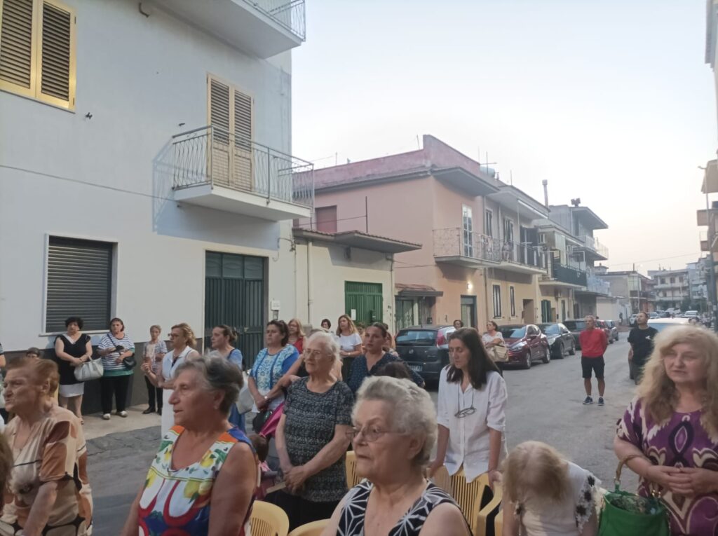 Mugnano   Statio Eucaristica nel rione Mastrangelo