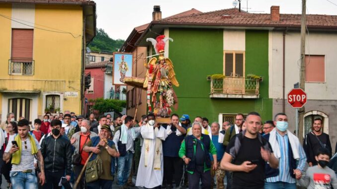 157697A1-BE14-4DD3-91EC-1DB273C91B95