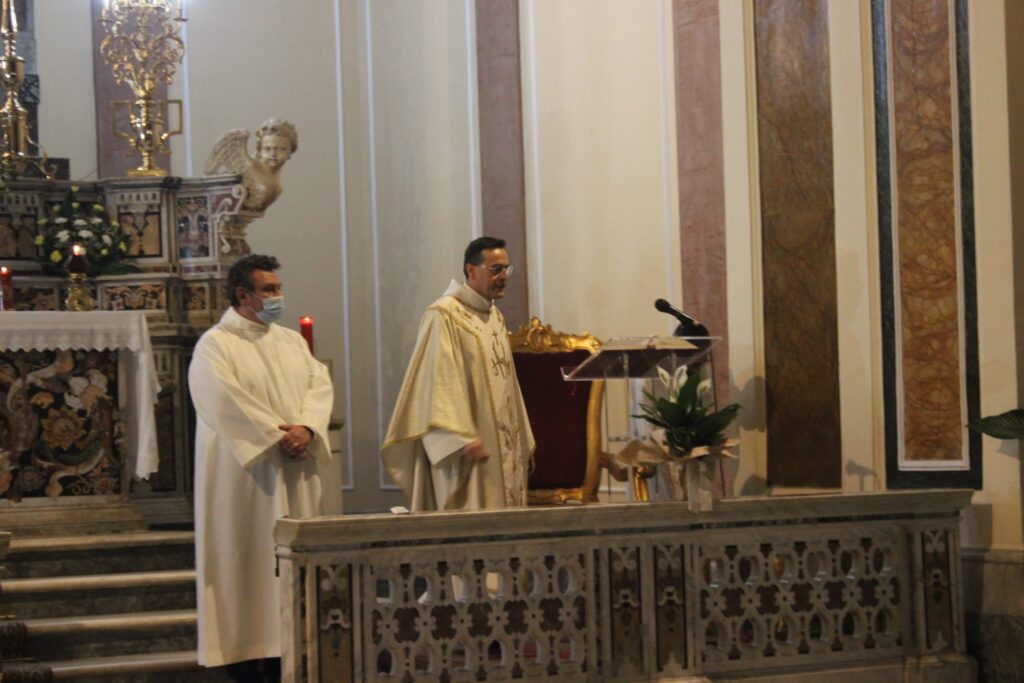MUGNANO del CARDINALE. Il compleanno del parroco don Giuseppe Autorino. Le foto di Francesco Piccolo