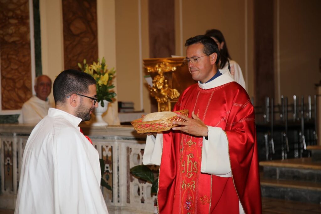 Mugnano Messa per lArciconfraternita Mugnano Messa per lArciconfraternita