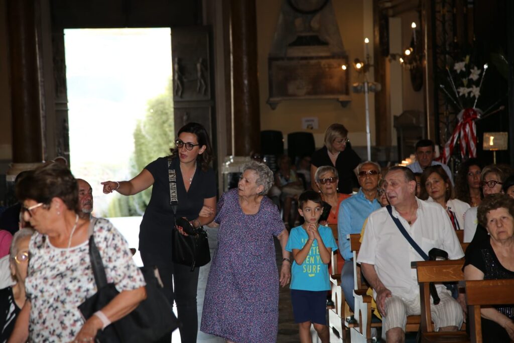 Mugnano Messa per lArciconfraternita Mugnano Messa per lArciconfraternita