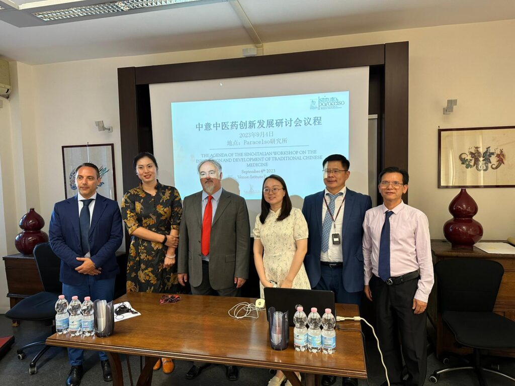 MUGNANO DEL CARDINALE (AV). Il dott. Filomeno Caruso a Roma al convegno sullInnovazione e sviluppo della medicina tradizionale cinese