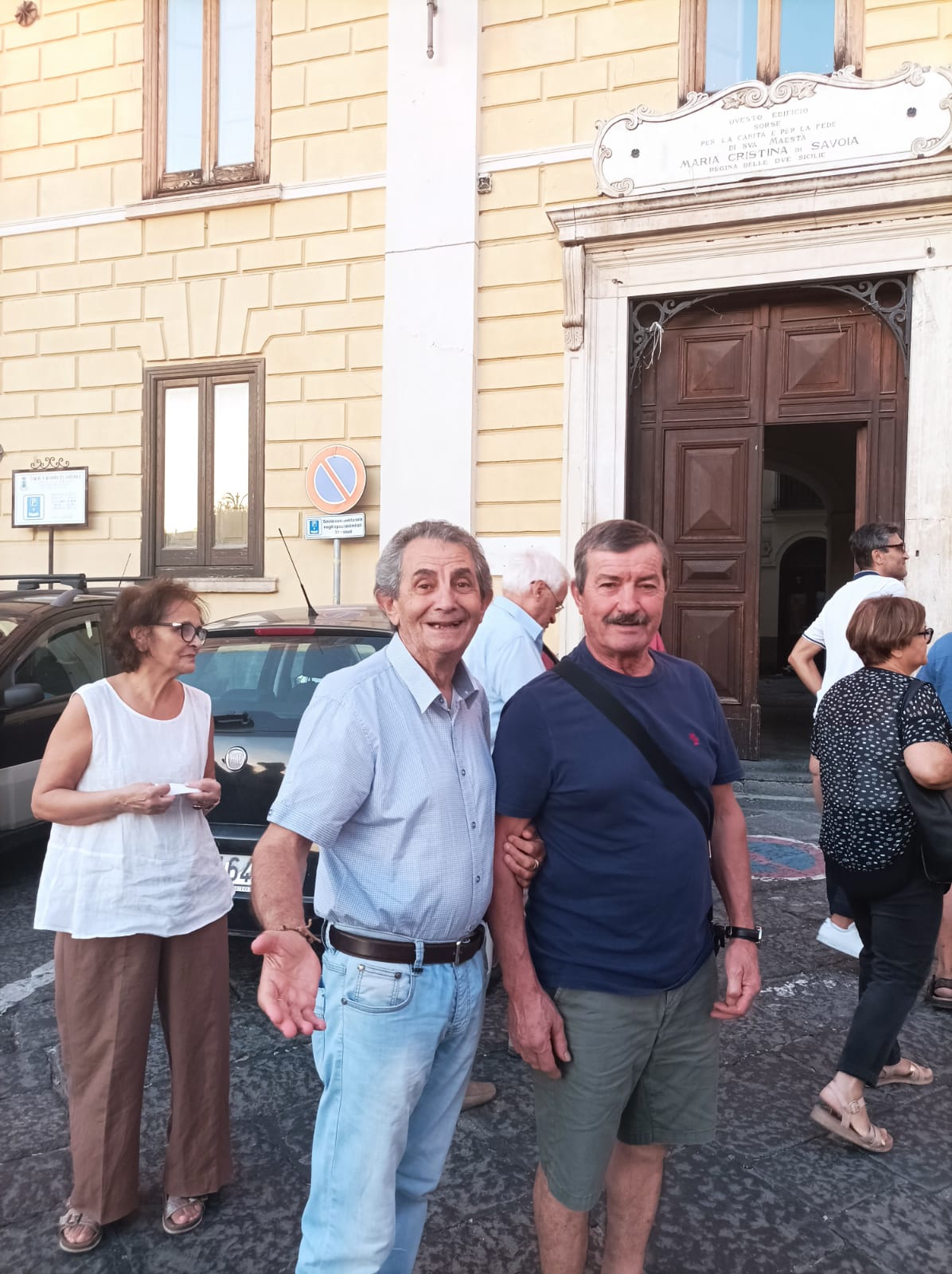Mugnano Dopo 25 anni si è svolta la processione della Madonna di Montevergine Mugnano Dopo 25 anni si è svolta la processione della Madonna di Montevergine