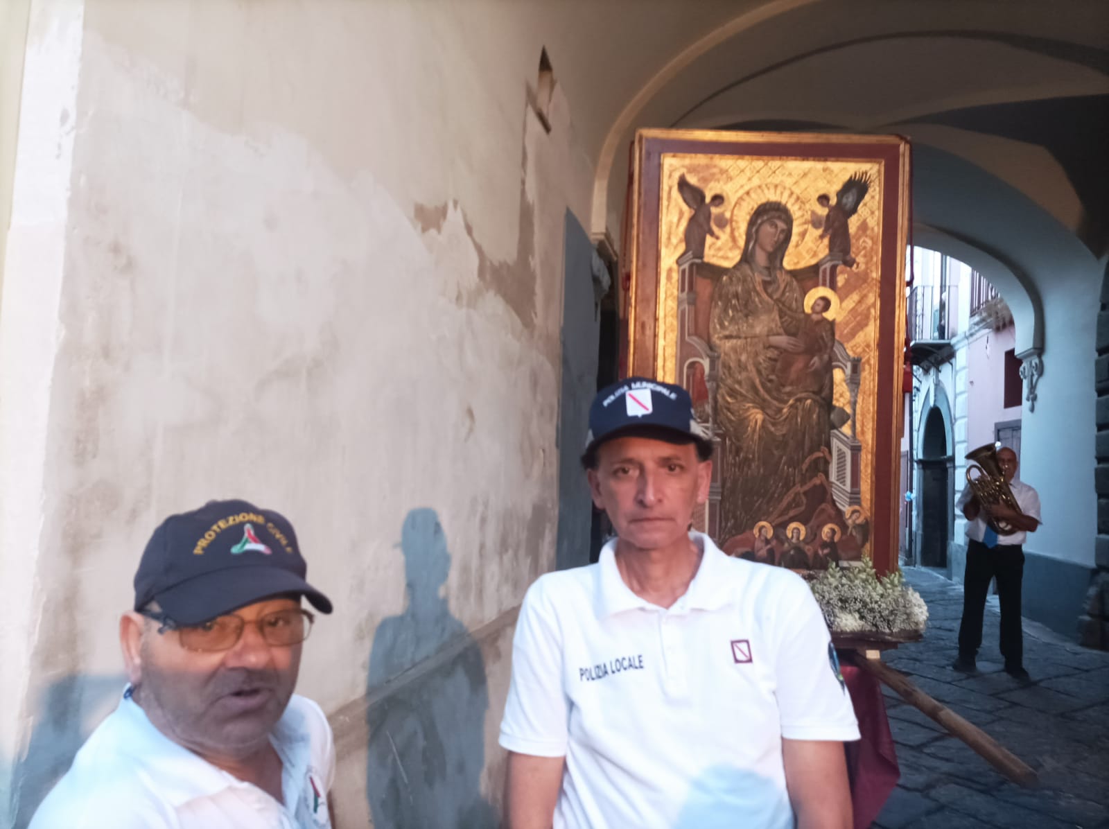 Mugnano Dopo 25 anni si è svolta la processione della Madonna di Montevergine Mugnano Dopo 25 anni si è svolta la processione della Madonna di Montevergine