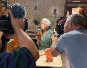 NONNA ROSETTA E I “CECATIELLE A CIAMBUTTÈLLA” GROTTESI PROTAGONISTI DI UNA PUNTATA DI PASTA GRANNIES.