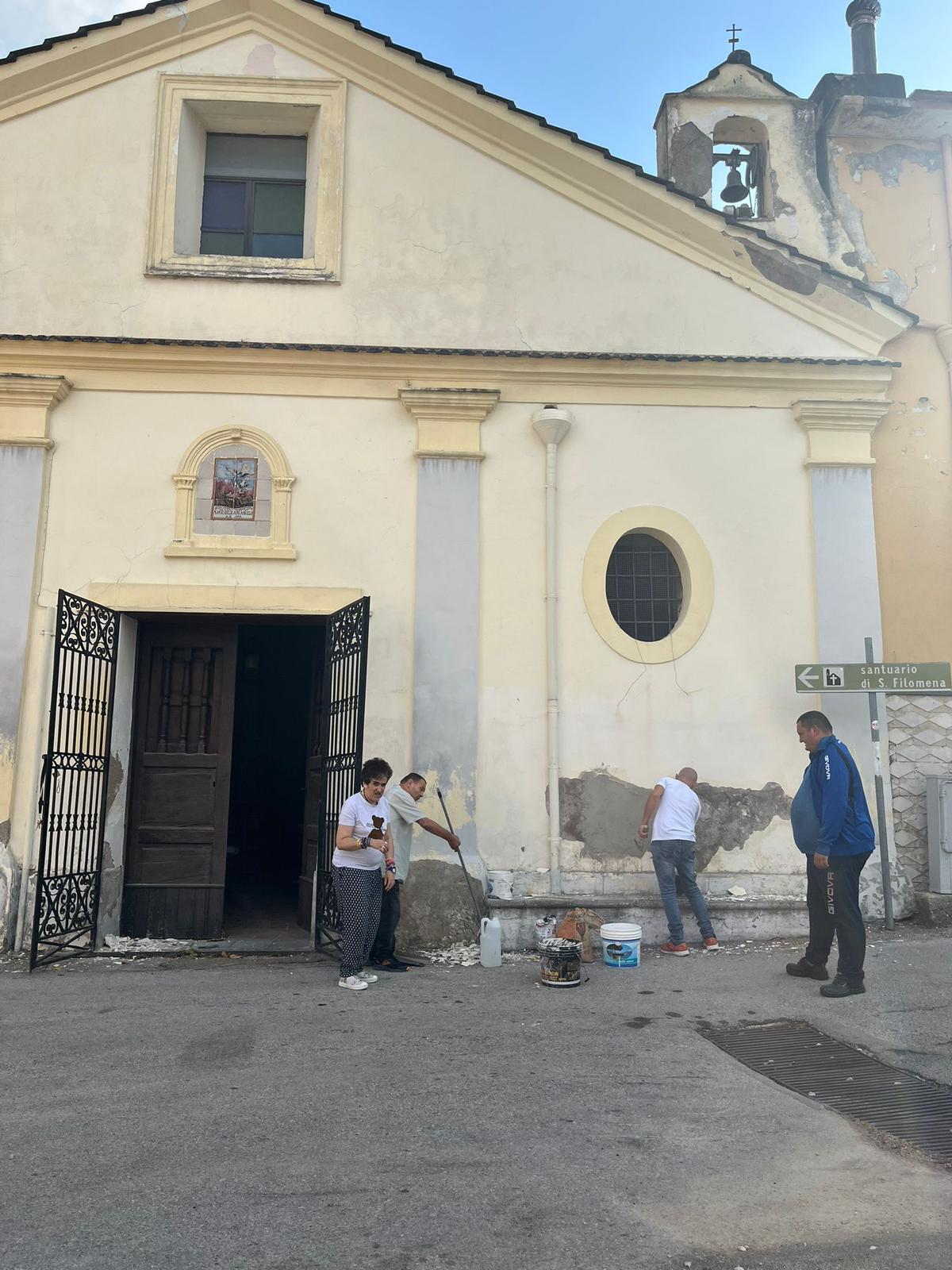 MUGNANO DEL CARDINALE: Solidarietà e impegno sociale,  i ragazzi di Villa Santa Filomena partecipano attivamente ai lavori di rifacimento della facciata della chiesa di San Michele