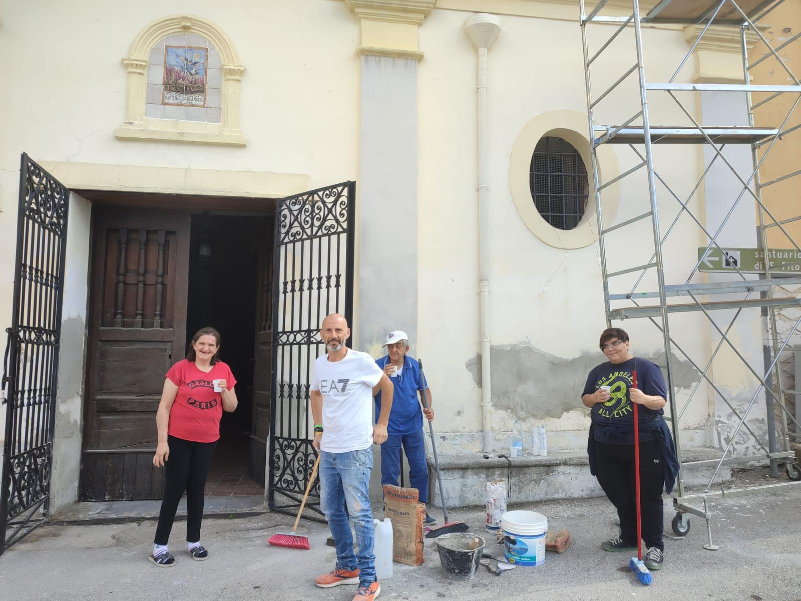 MUGNANO DEL CARDINALE: Solidarietà e impegno sociale,  i ragazzi di Villa Santa Filomena partecipano attivamente ai lavori di rifacimento della facciata della chiesa di San Michele