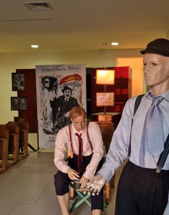 Incroci sprint per la Festa della Nocciola, a Baiano. L’arte della cartapesta, libri e fumetti, greenopoli e … cinema Incroci sprint per la Festa della Nocciola, a Baiano. L’arte della cartapesta, libri e fumetti, greenopoli e … cinema