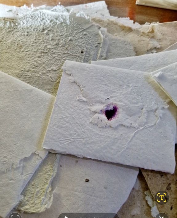 Incroci sprint per la Festa della Nocciola, a Baiano. L’arte della cartapesta, libri e fumetti, greenopoli e … cinema Incroci sprint per la Festa della Nocciola, a Baiano. L’arte della cartapesta, libri e fumetti, greenopoli e … cinema