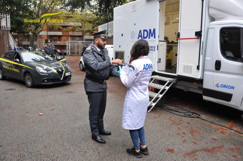 AVELLINO: Sequestrati oltre 51.000 litri di prodotti petroliferi adulterati in un deposito commerciale e in un distributore stradale.