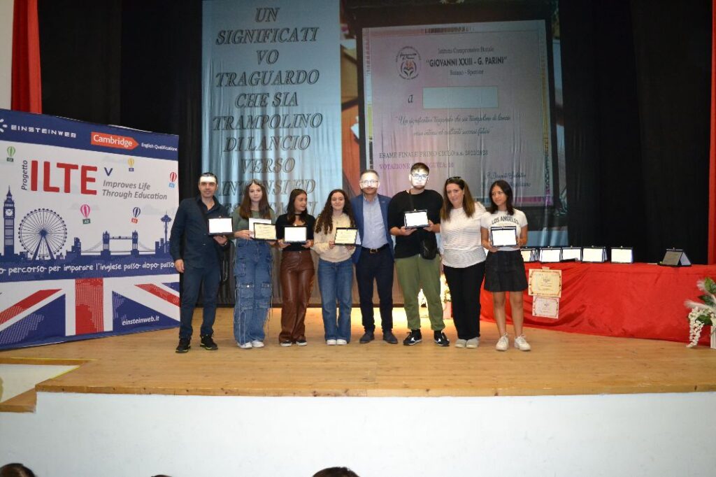 BAIANO. PREMIO PER LE ECCELLENZE: L’Istituto Comprensivo “Giovanni XXIII” celebra così i suoi studenti meritevoli