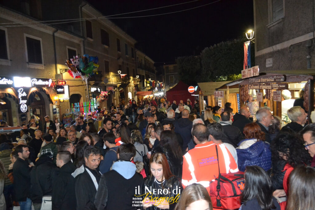 Bagnoli Irpino, conto alla rovescia per “Il Nero di Bagnoli” 2023.  Al via il 20 ottobre la 44aesima Mostra Mercato del Tartufo Nero di Bagnoli Irpino, nel centro storico stand di artigianato e prodotti tipici locali