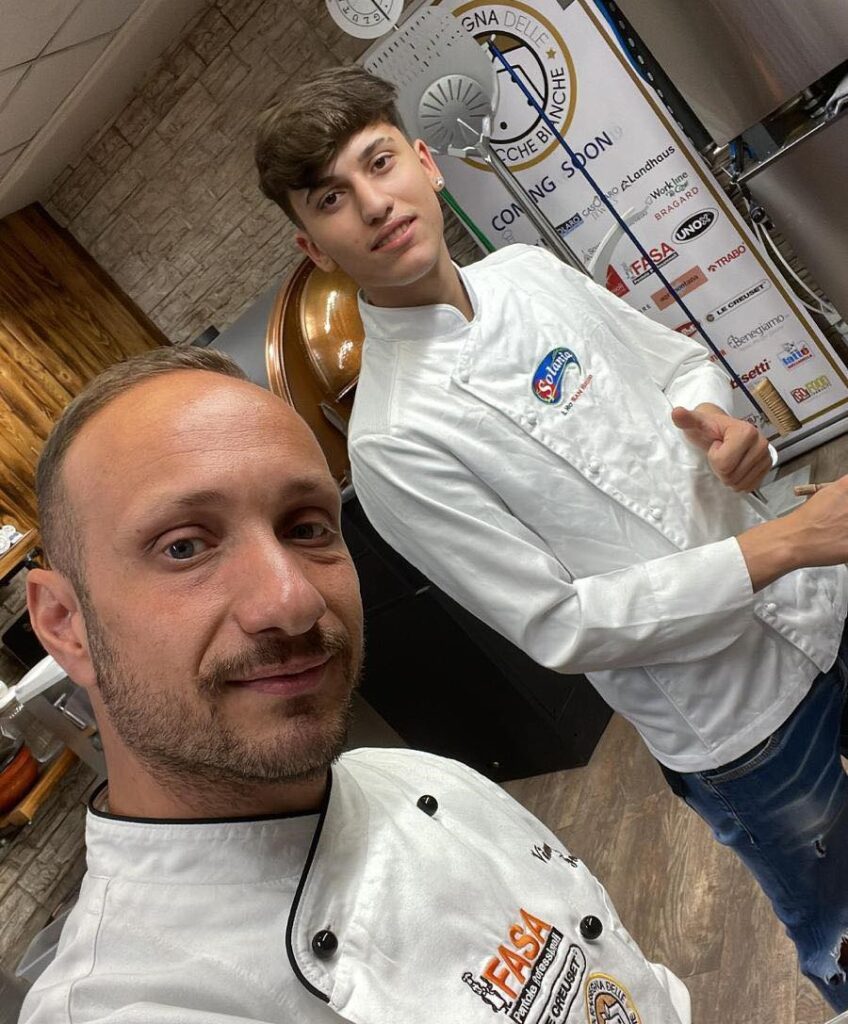 Campionati Italiani della Cucina a Campi Bisenzio il 5 e 6 dicembre. Tra i partecipanti anche Vincenzo Ferro e Christian Santaniello del ristorante Antica Fraconia di Taurano, Campionati Italiani della Cucina a Campi Bisenzio il 5 e 6 dicembre. Tra i partecipanti anche Vincenzo Ferro e Christian Santaniello del ristorante Antica Fraconia di Taurano,