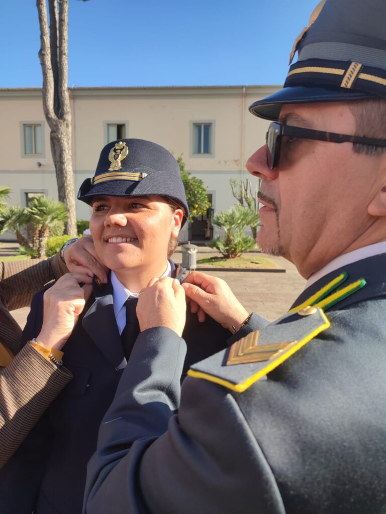 100 DI QUESTI GIORNI. Mugnano del Cardinale, la giovane Stefania Romanini presta giuramento per vice ispettori nella Polizia di Stato 100 DI QUESTI GIORNI. Mugnano del Cardinale, la giovane Stefania Romanini presta giuramento per vice ispettori nella Polizia di Stato