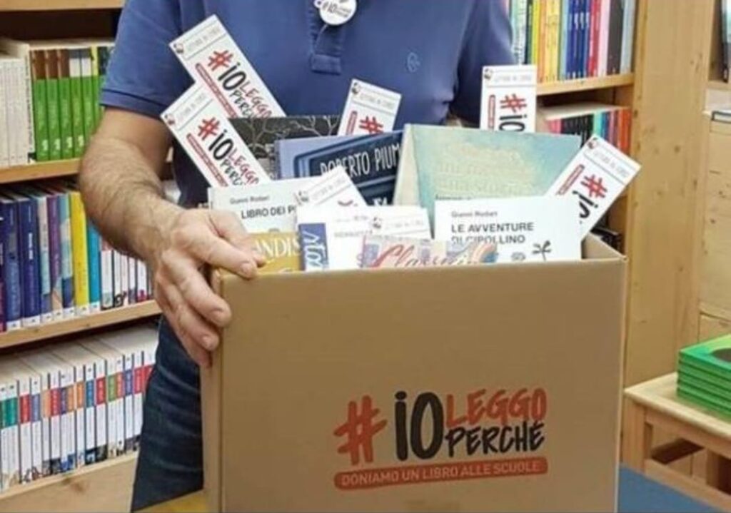 Torna Libriamoci, la campagna nazionale rivolta alle scuole di ogni ordine e grado. I.C.S Mons. P. Guerriero di Avella cè.