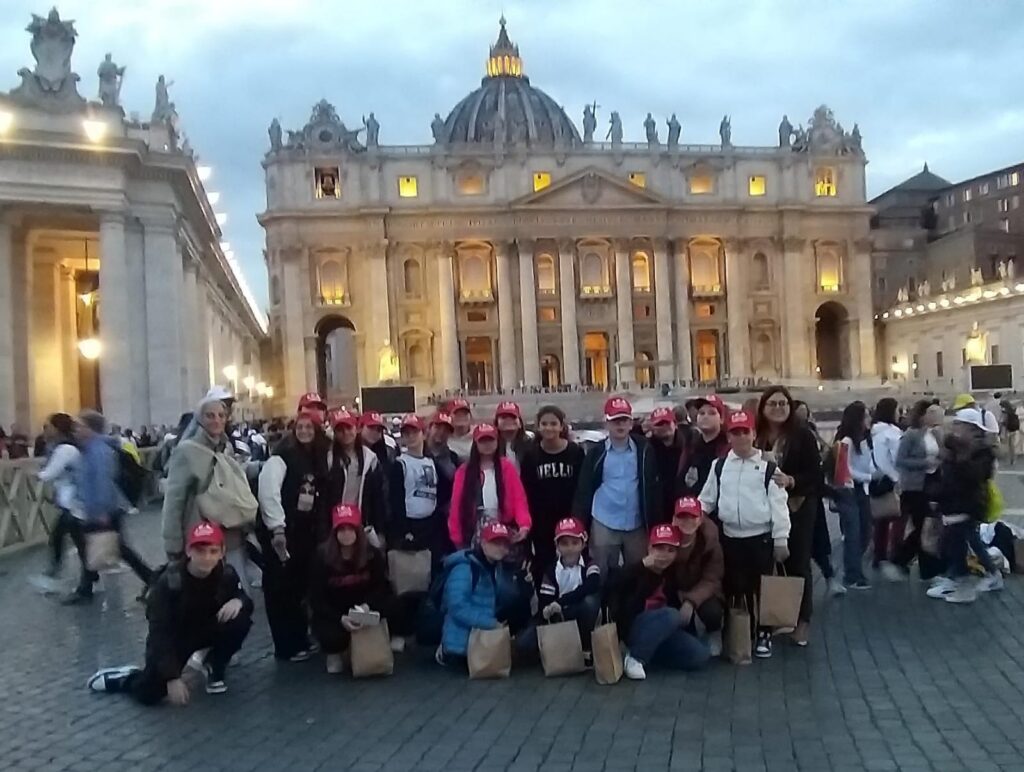 AVELLA. Una delegazione di giovani alunni dell I.C.S Mons. P. Guerriero è tra i bambini che incontrano il Papa”