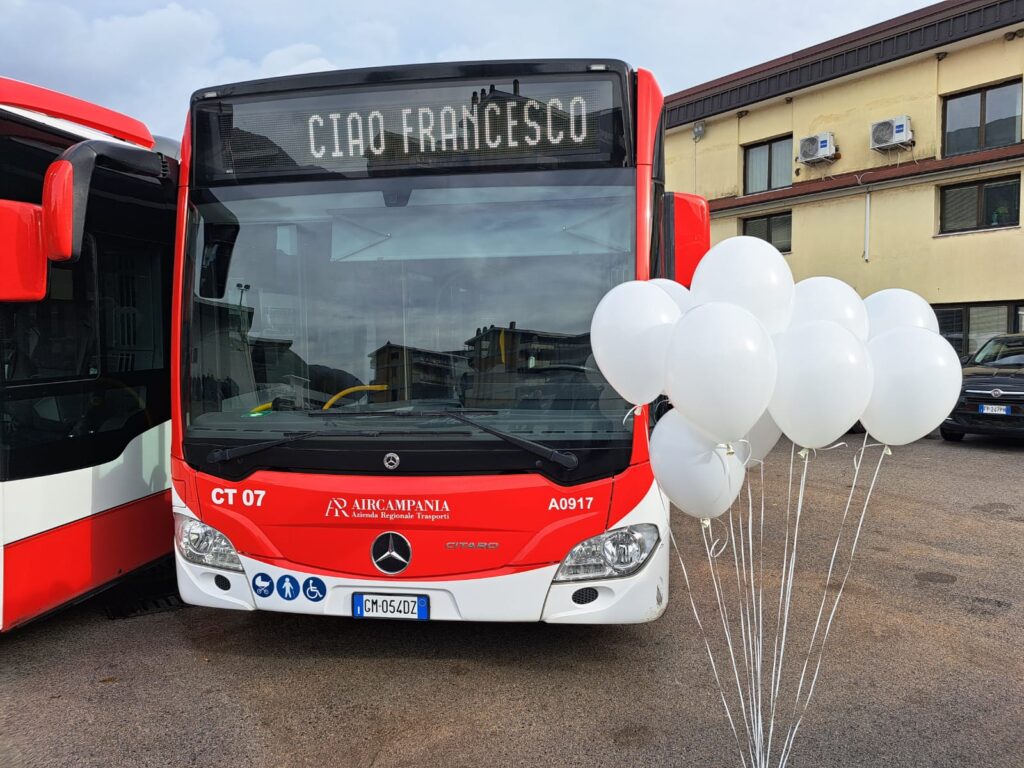 AVELLA. Un Addio commuovente a Francesco Estatico: Colleghi e Amici gli rendono omaggio al Deposito Air. Foto