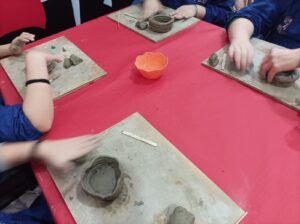 Avella   Studenti dell I.C. Monsignor Guerriero in visita al MIA