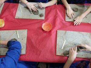 Avella   Studenti dell I.C. Monsignor Guerriero in visita al MIA