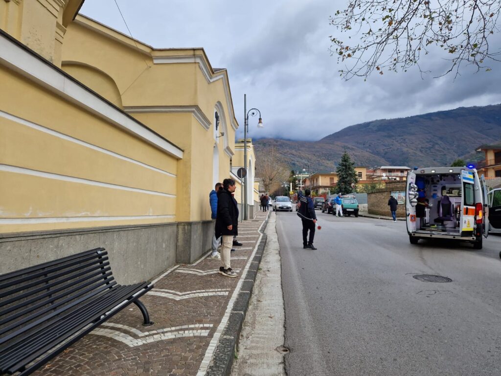QUADRELLE. Inseguimento con sparatoria tra digos è malvivente. Ferito un agente. Foto
