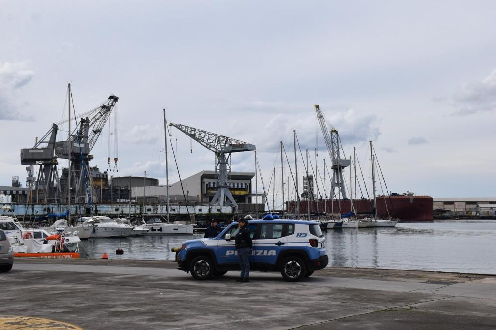 Alto impatto a Castellammare di Stabia. Alto impatto a Castellammare di Stabia.