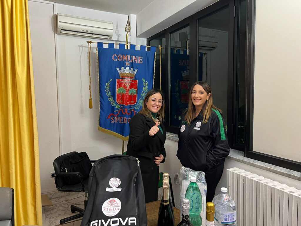 Rinascita della Primula: Presentata la Nuova Squadra di Pallavolo Femminile a Sperone. Foto e Video