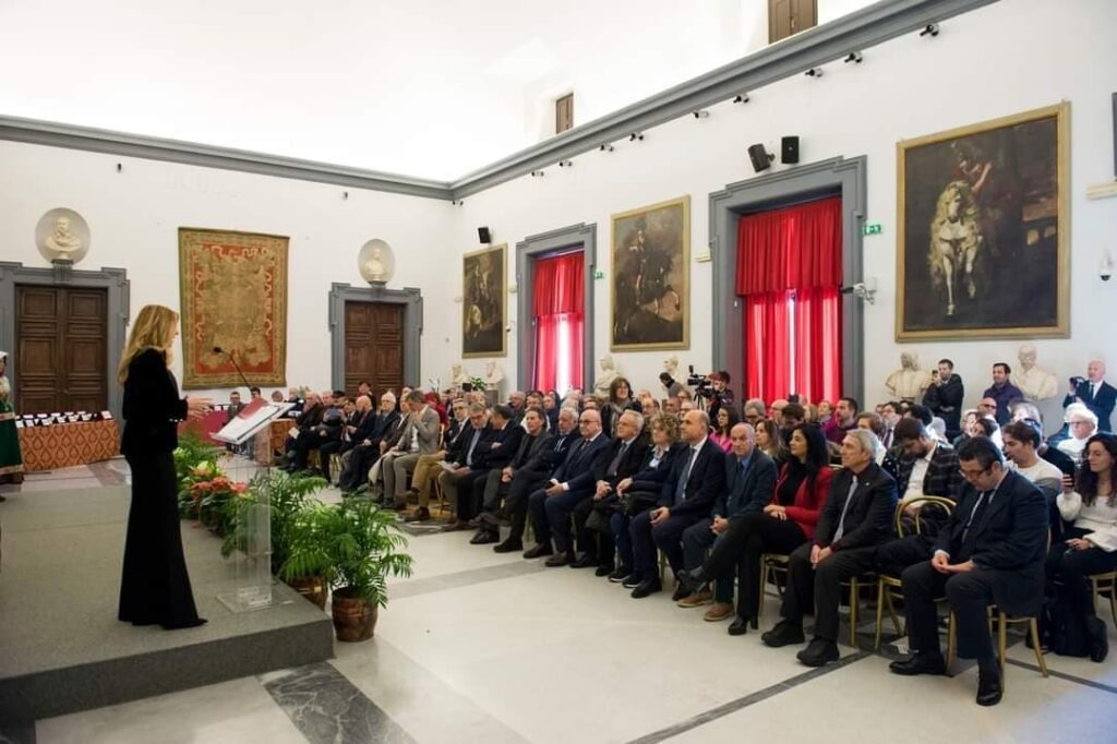 Concorso nazionale Salva la tua lingua locale  premiato lirpino Bruno Simeone.