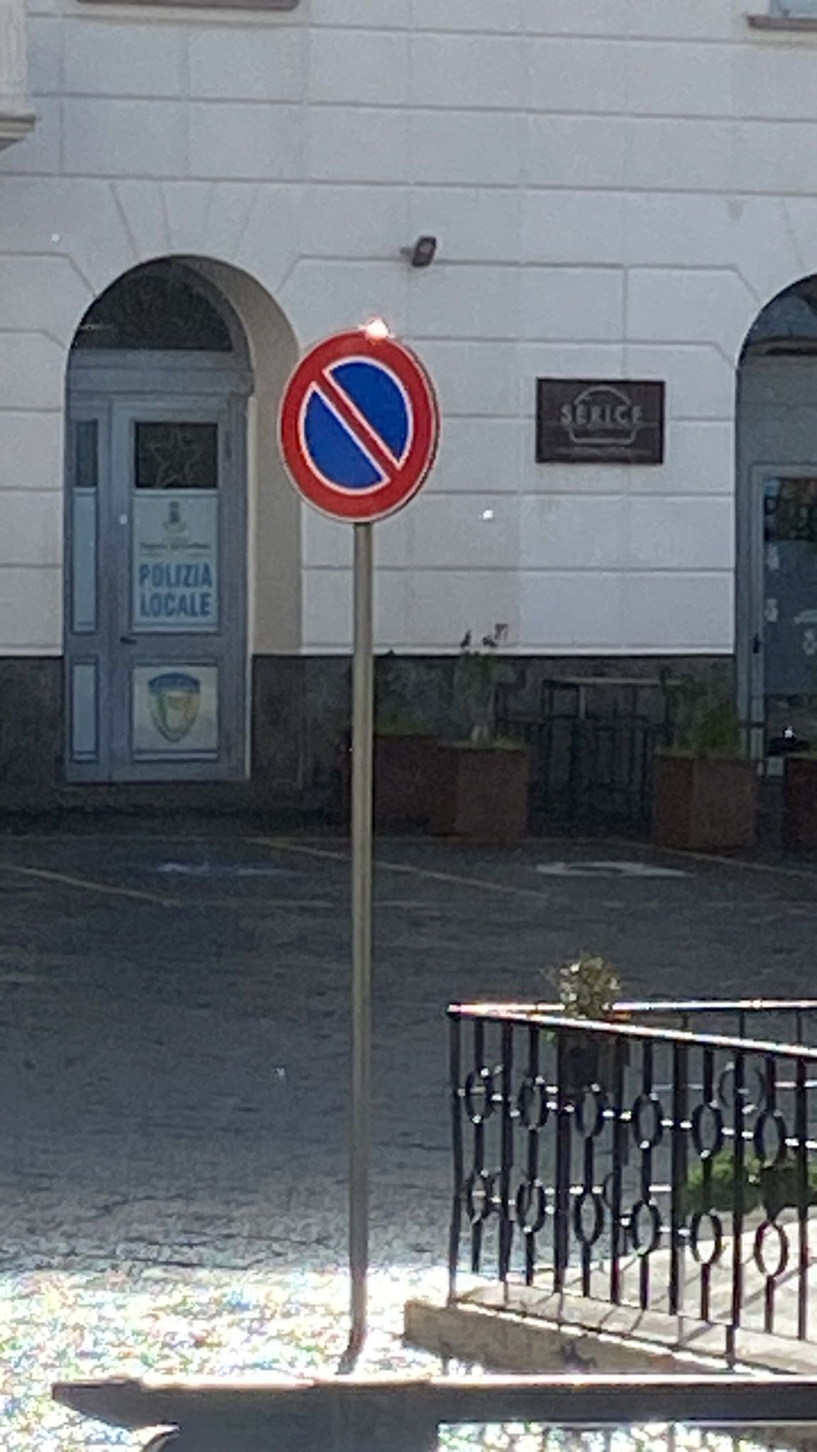 Mugnano del Cardinale: Nuova segnaletica stradale per una circolazione più sicura Mugnano del Cardinale: Nuova segnaletica stradale per una circolazione più sicura