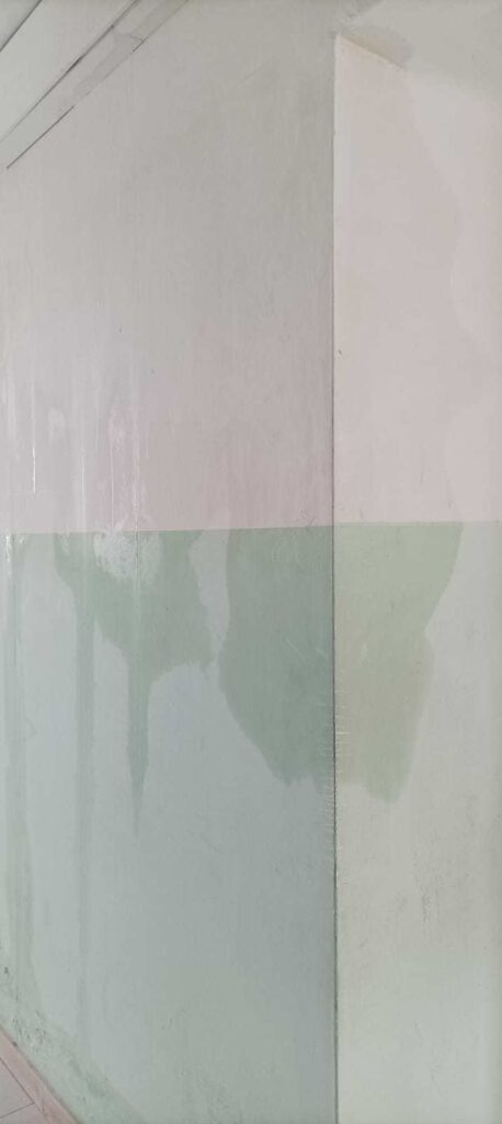 Emergenza scuola nel napoletano. Al Montalcini Ferraris di Marigliano infiltrazioni e muffe mettono in pericolo studenti e didattica