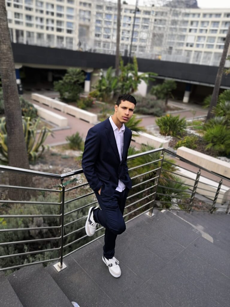 100 DI QUESTI GIORNI. Forino ( Av): Compie 18 anni Michele Greco