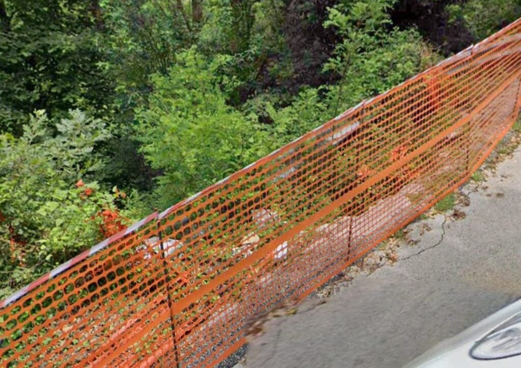 Forino (Av): Via Provinciale 239 di Castello, una storia di precarietà lunga più di cinque anni Forino (Av): Via Provinciale 239 di Castello, una storia di precarietà lunga più di cinque anni