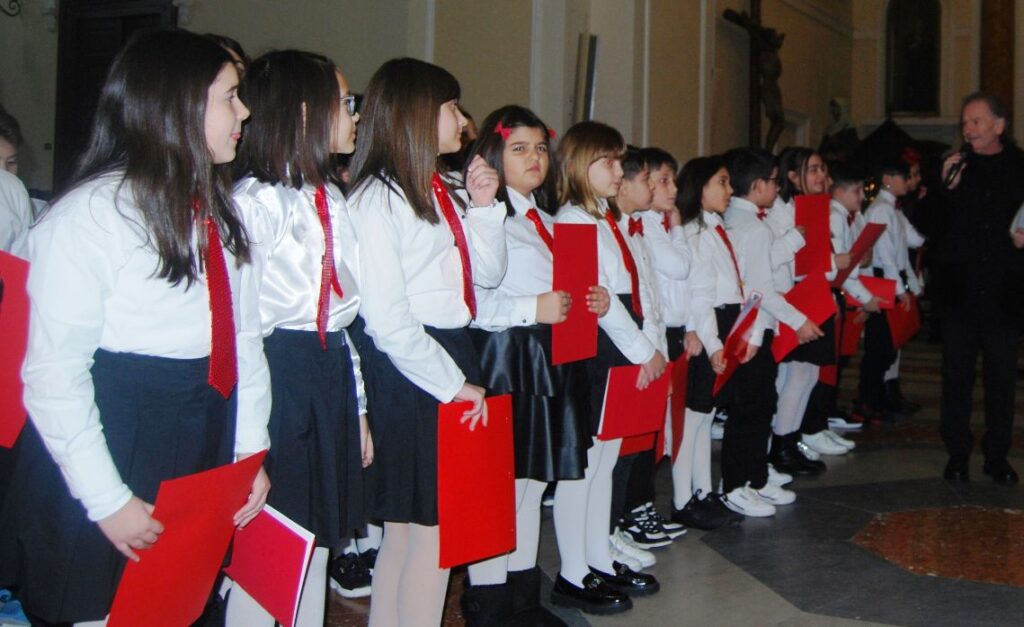 Natale è...   Emozionante Recita Natalizia delle Classi IV del C.D. di Saviano