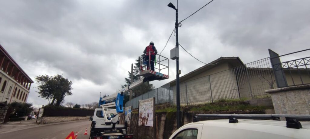 GROTTAMINARDA. Progetto di videosorveglianza Intelligente: lavori in corso. GROTTAMINARDA. Progetto di videosorveglianza Intelligente: lavori in corso.