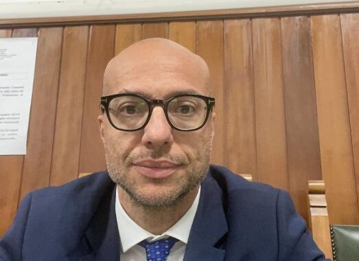 domenicocrescenzoconsiglierecomunalesarno (1)
