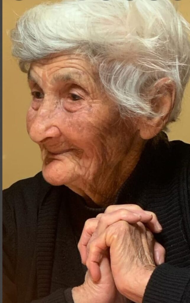 Forino (Av). La Città dei Sette Colli ha una nuova Centenaria . Forino è in festa per la signora Anna Autunno