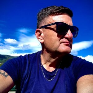 Armando Esposito, orgoglioso della trasformazione nel quartiere Cooperative di Avella: Un appello al senso civico e allimpegno comunitario