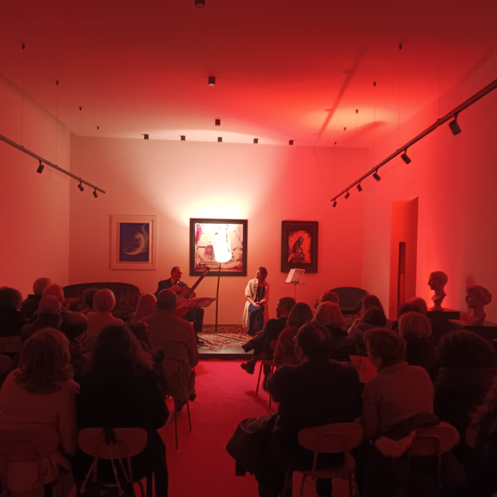 Avella. Serate Armoniche, successo allo SmArt Culture Hub sold out per il duo minimoEnsemble.