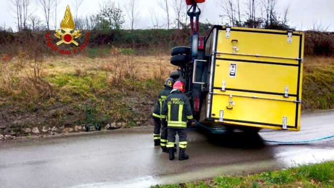 24DB3001-3D8A-4AD9-9AB2-609A7A6027CF