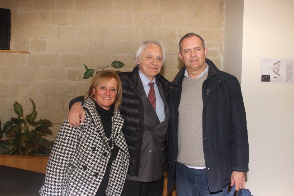 Luigi De Magistris torna ad Avellino: Presentazione della candidatura di Aldo D’Andrea con riflessioni sul panorama politico. Video e Foto