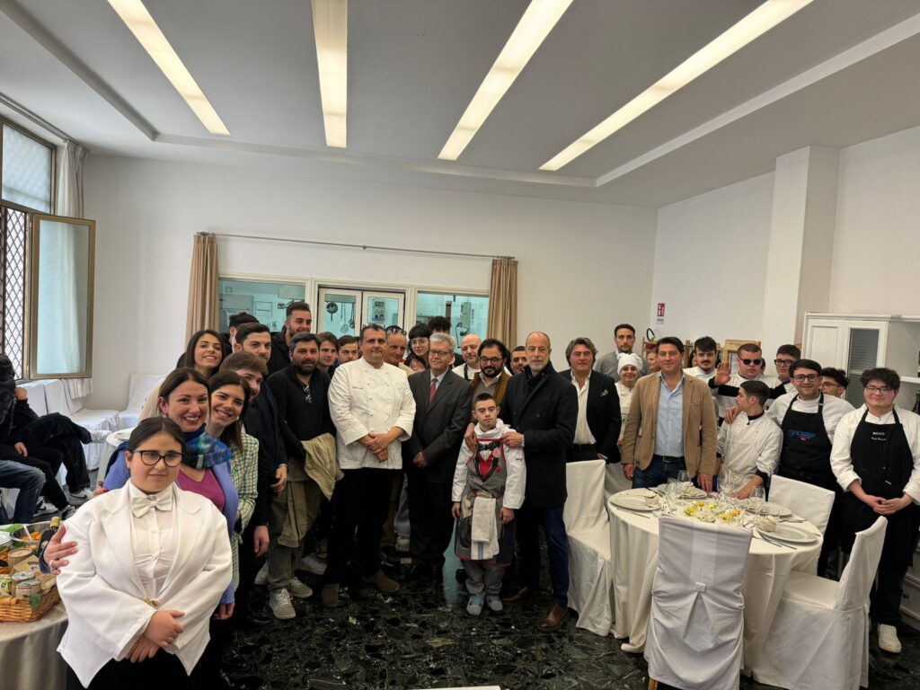 Istituto Superiore “Leone Nobile” e Istituto Paritario “Galileo Galilei” di Nola:  Ibi semper est victoria, ubi concordia est